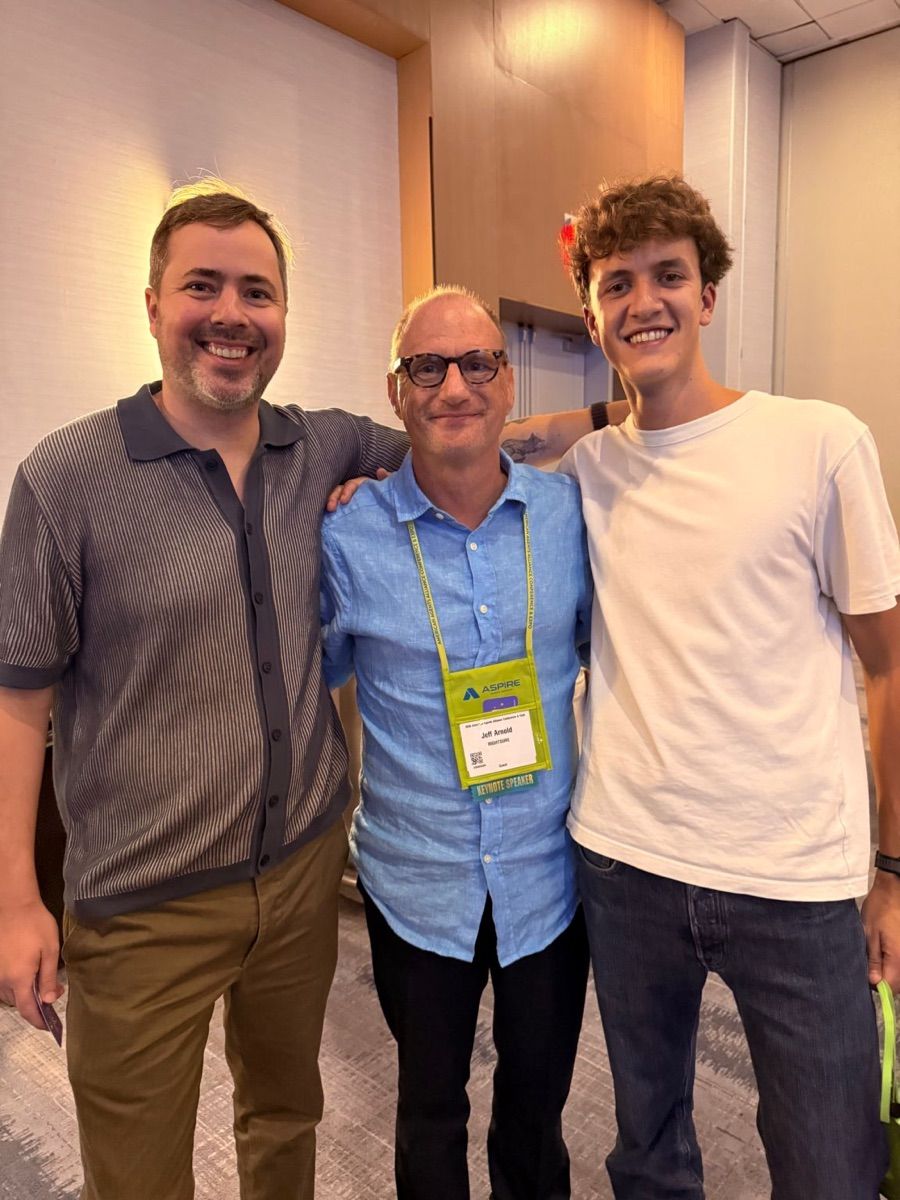 Jeff Arnold, keynote speaker, with attendees at the Expo