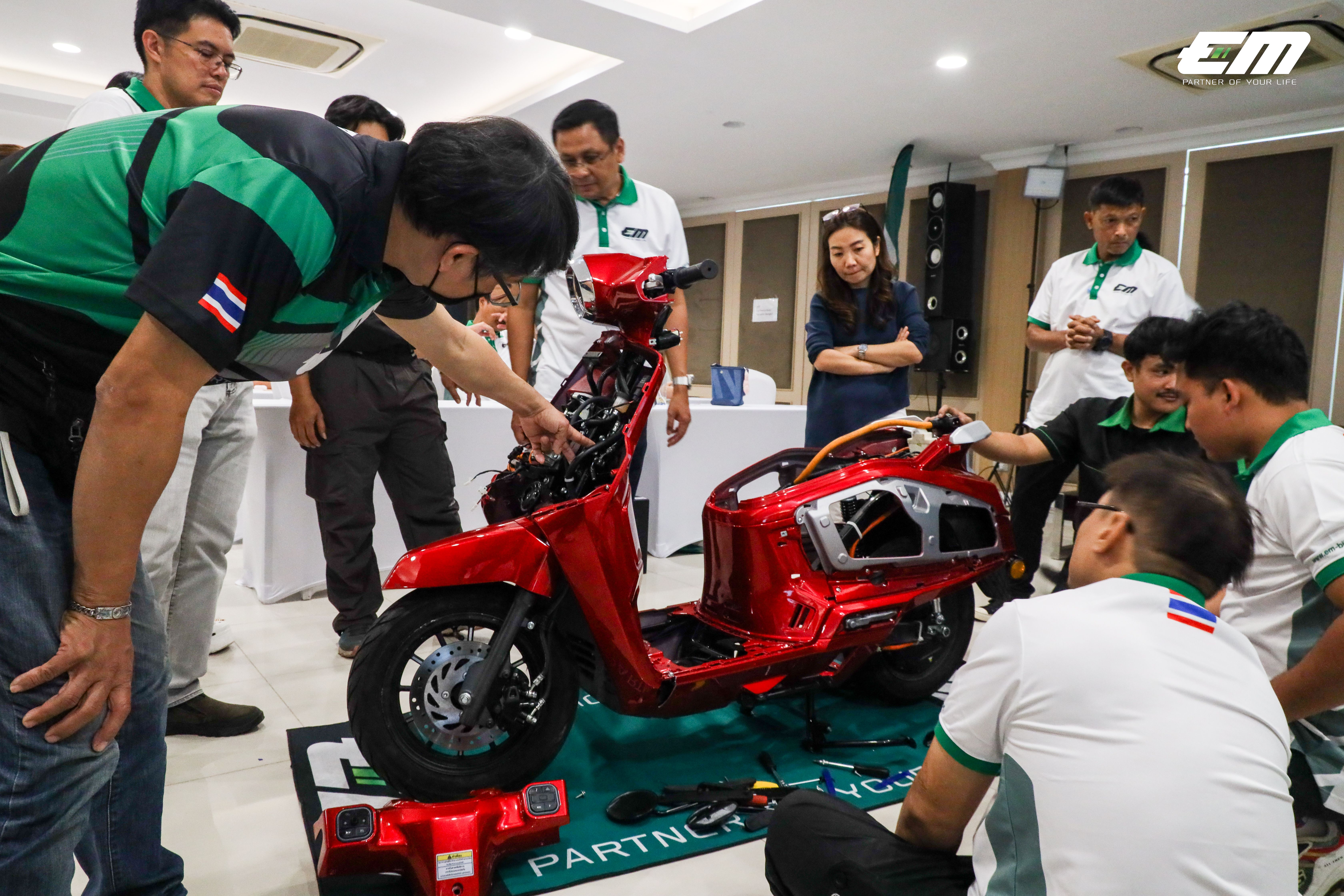 EM Motor จัดอบรมเพิ่มทักษะช่าง เตรียมความพร้อมก่อนเปิดสายการผลิตรุ่น “Milano”