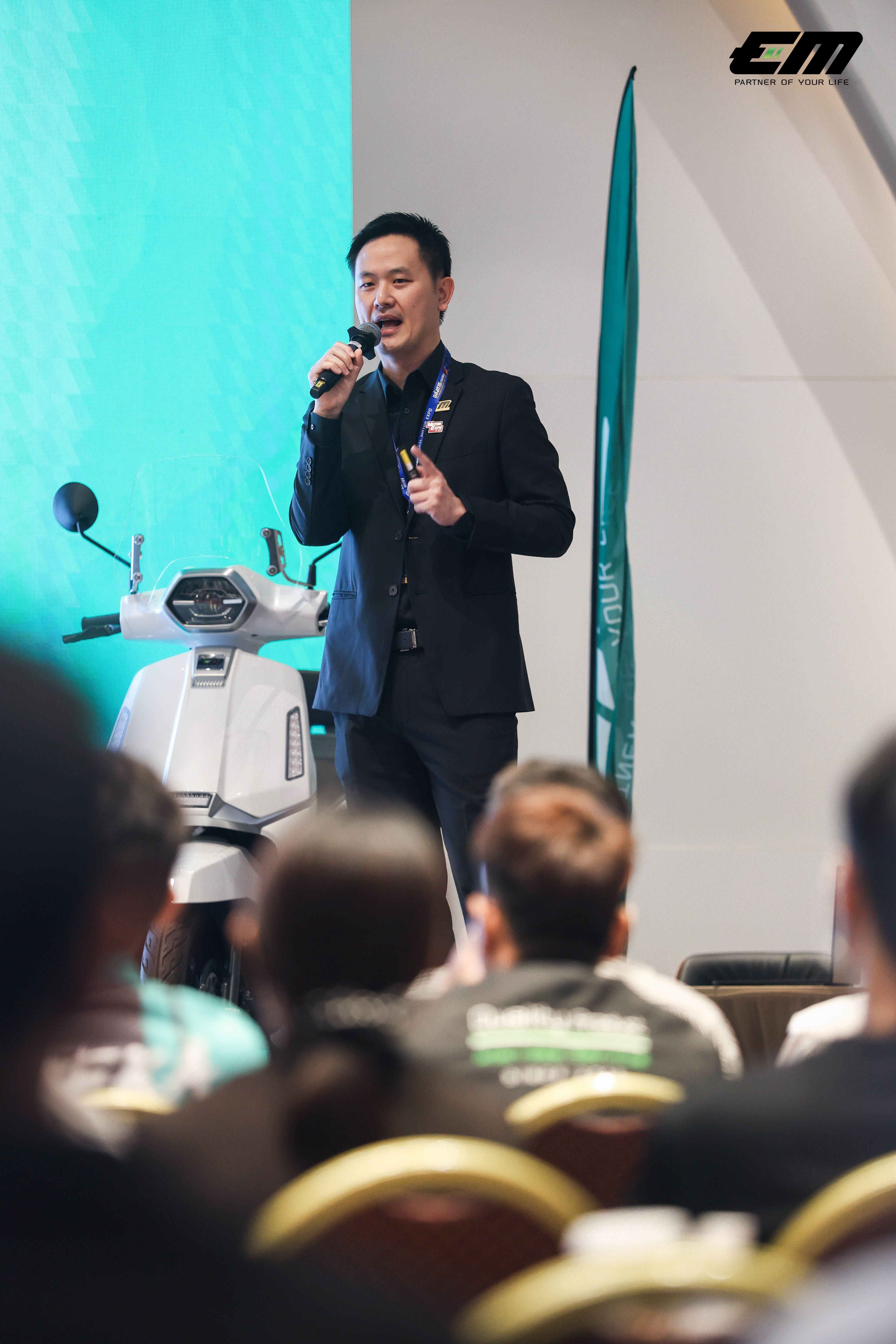 ภาพคุณซันกล่าวในงาน