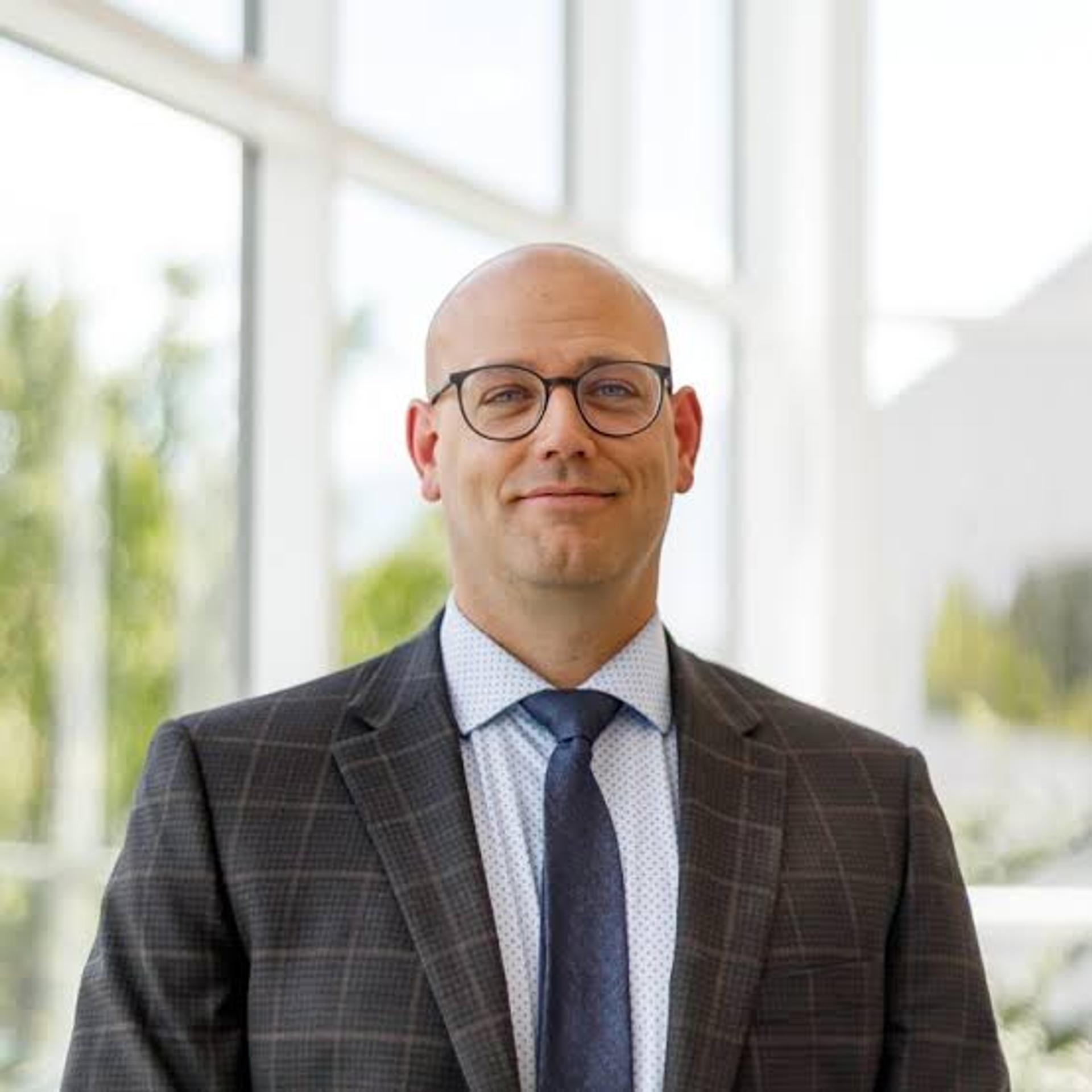 Dr. Kyle Bills