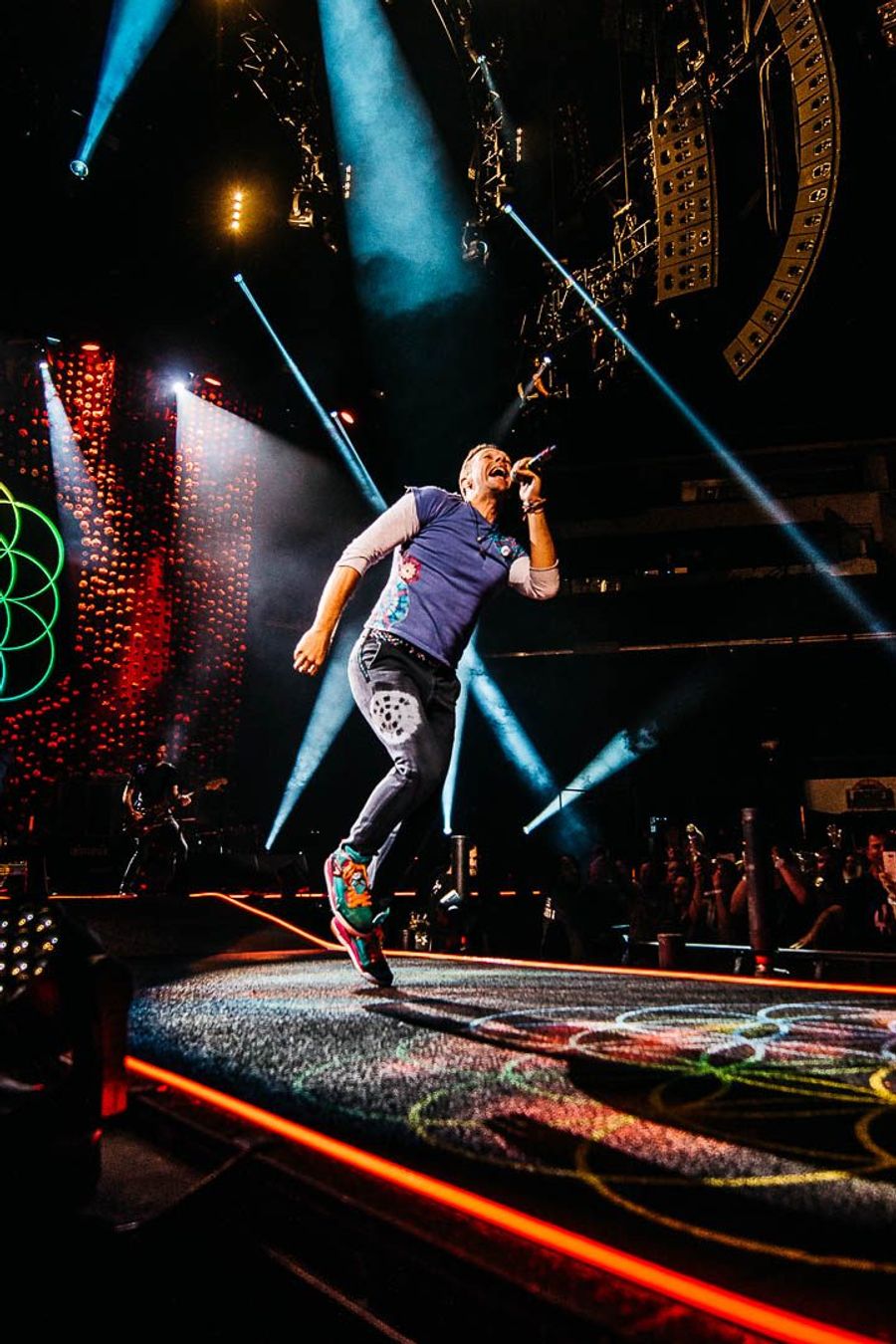 Coldplay ‘16 world tour project cover image