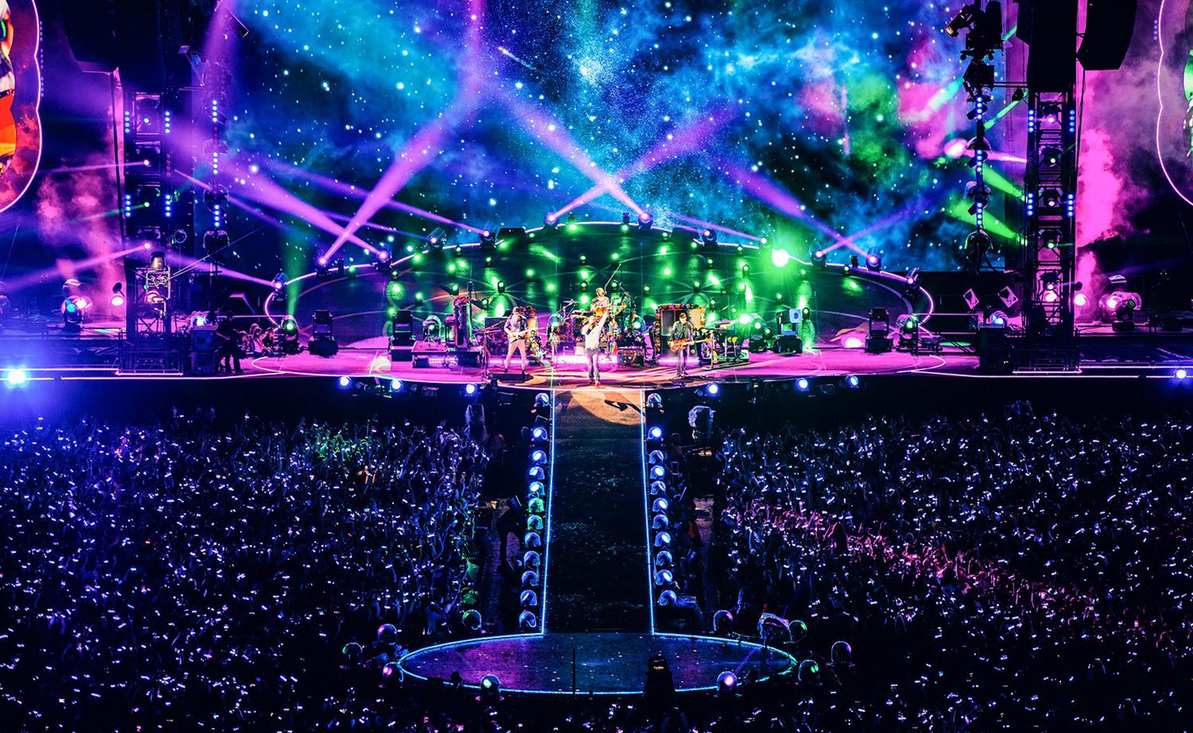 Coldplay ‘16 world tour project hero image