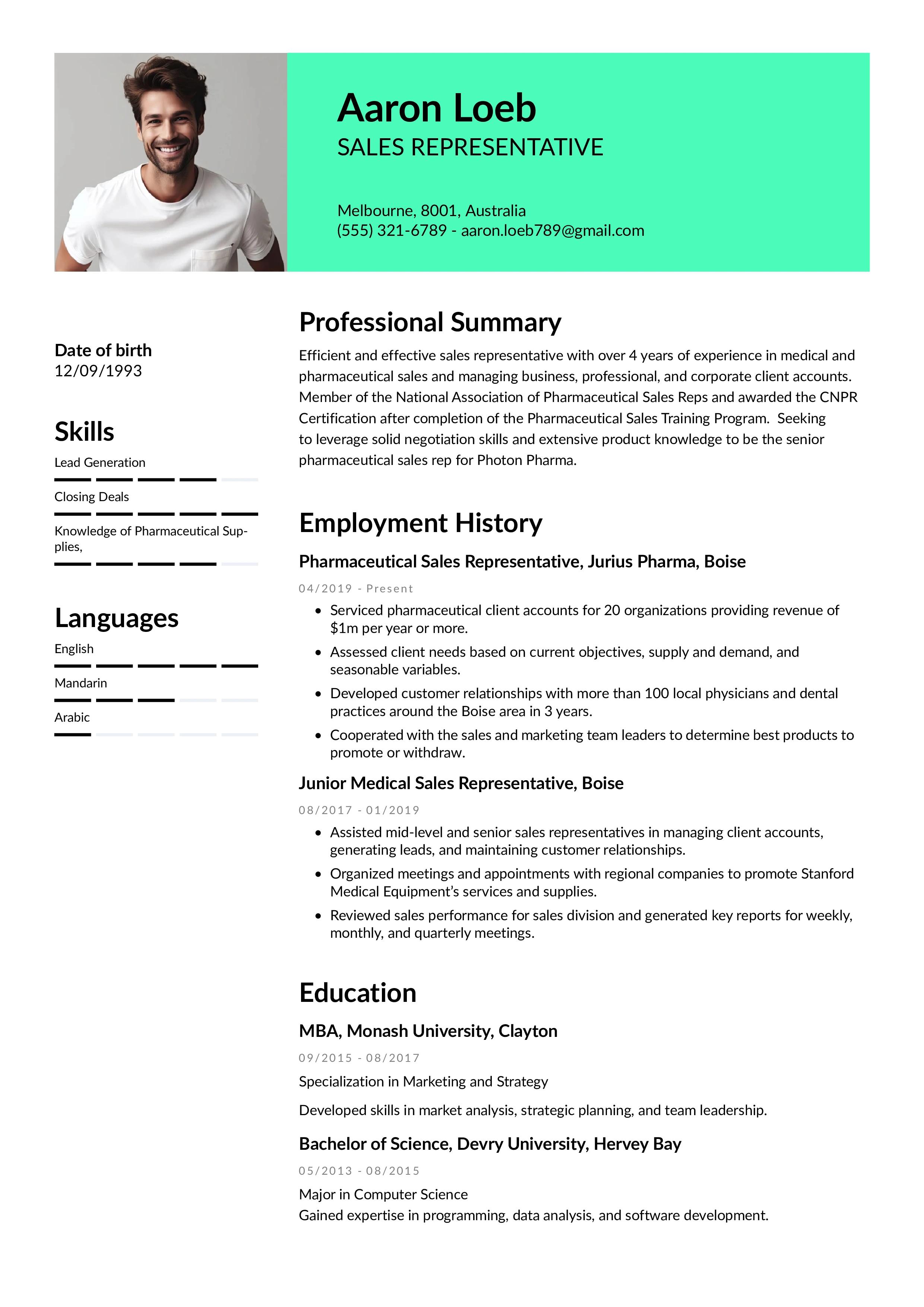 BREEZE · MINIMALISTIC RESUME TEMPLATE