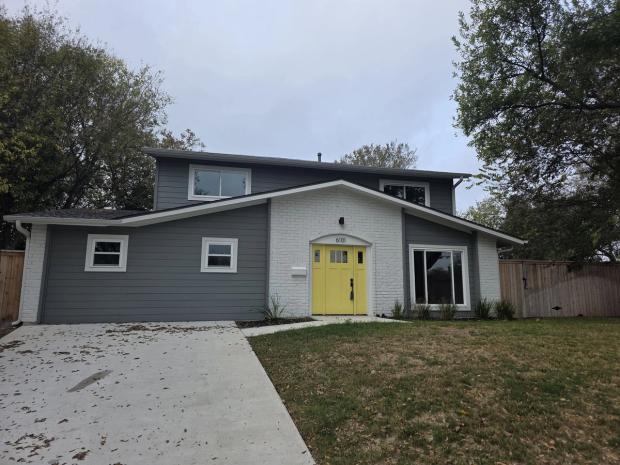 Siding project photo 2 of 7 — Cavalier Park, Austin, TX