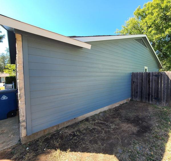 Siding project photo 3 of 6 — North Austin, Austin, TX