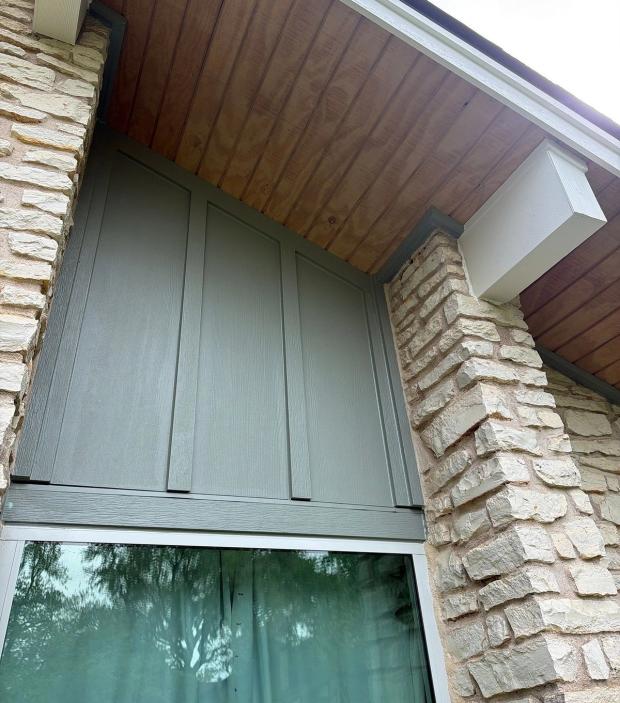 James Hardie James Hardie Board & Batten 16" On Center detail — Spicewood Springs, Austin (photo 14)