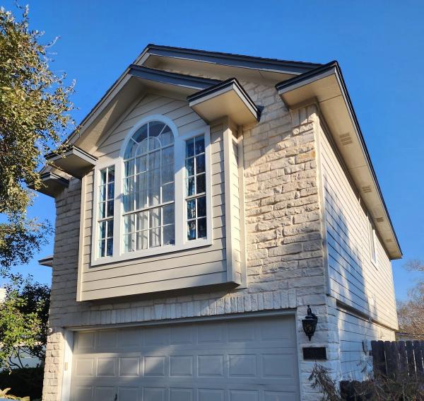Siding project photo 1 of 6 — Wells Branch, Austin, TX
