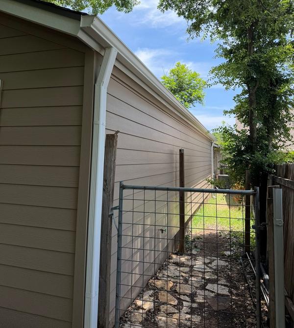 Siding project photo 3 of 17 — Great Hills, Austin, TX
