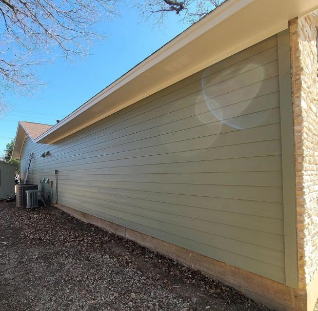James Hardie HardiePlank Select Cedar Mill 8.25" detail — Ridgewood, Cedar Park (photo 5)