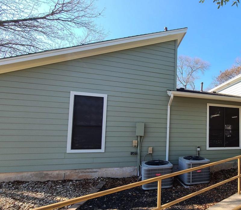 James Hardie HardiePlank Select Cedar Mill 8.25" detail — Ridgewood, Cedar Park (photo 7)