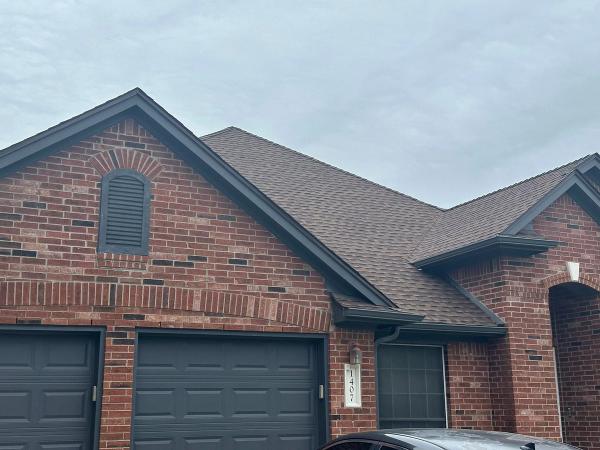 Shingle Roofing & Gutters in Pflugerville, TX