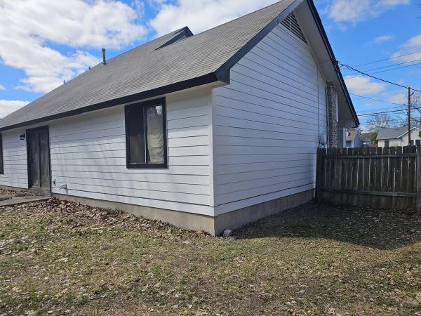 Siding project photo 1 of 2 — South Austin, Austin, TX