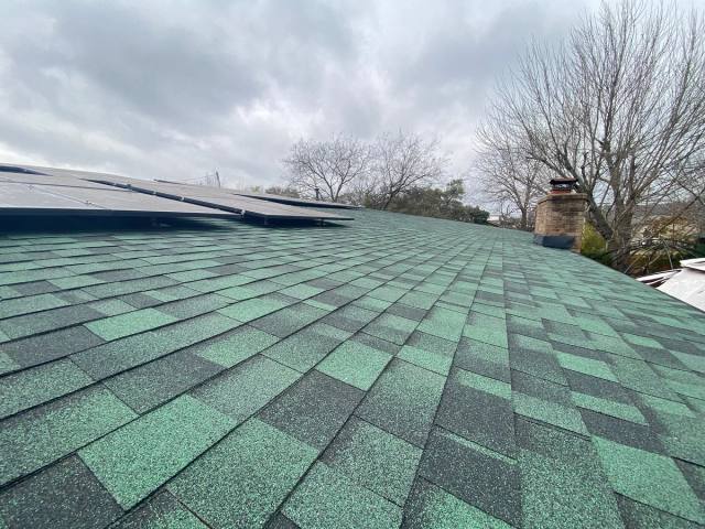 A new Owens Corning Duration roof in North Shoal Creek, TX, installed by Austin Pro