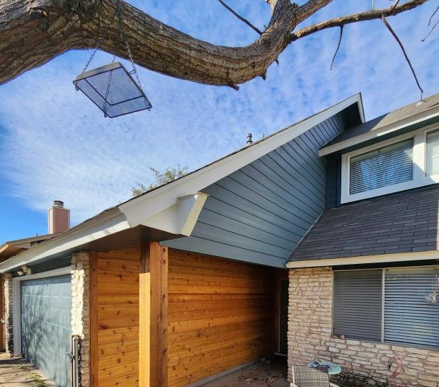 James Hardie 8.25" Select Cedar Mill detail — Dittmar-Slaughter, Austin (photo 2)