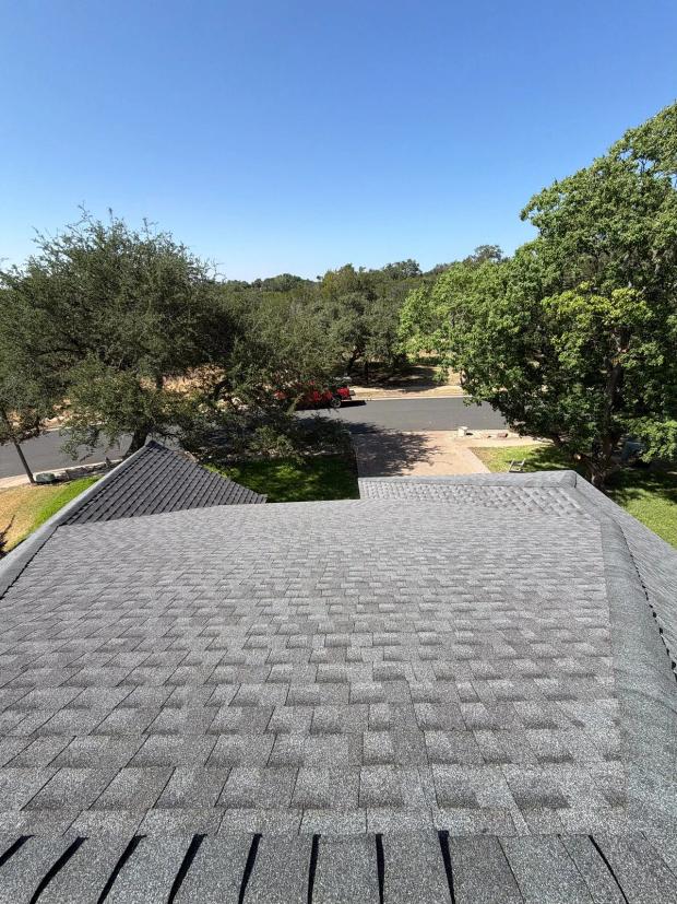 GAF Timberline HDZ detail — Legend Oaks, Austin (photo 6)