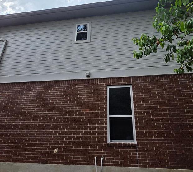 NT Windows Executive detail — Anderson Mill, Austin (photo 4)