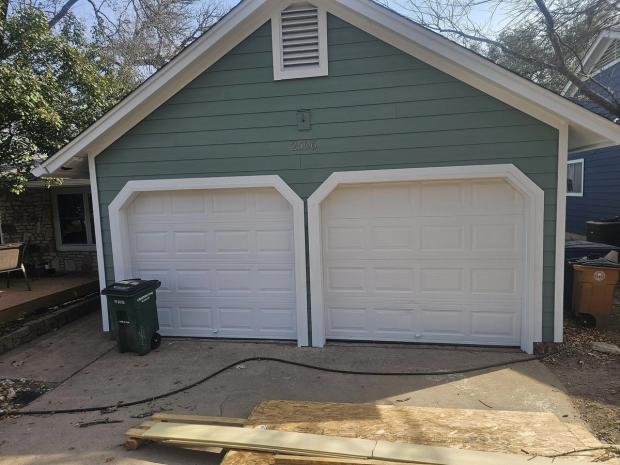 Siding project photo 2 of 5 — South Austin, Austin, TX