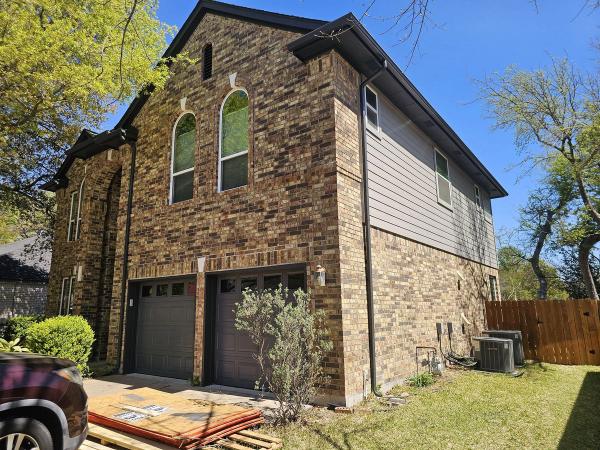 Siding project photo 1 of 4 — Ashmere, Round Rock, TX