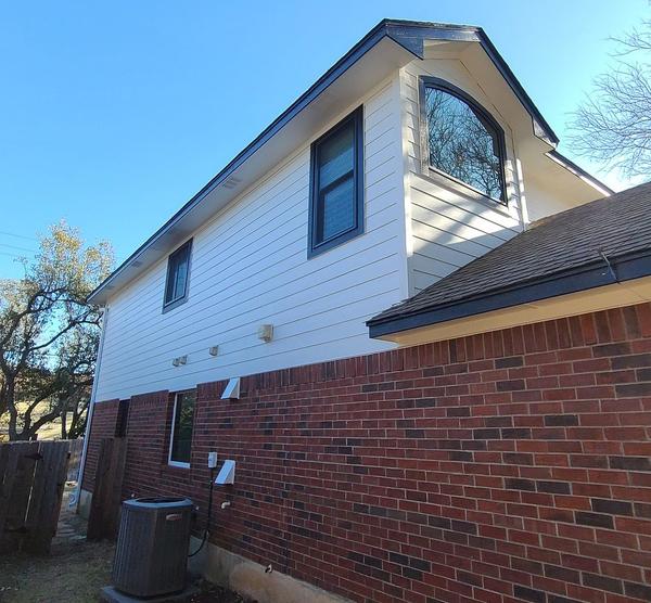 Siding project photo 3 of 6 — Milwood, Austin, TX