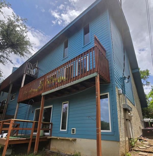 James Hardie Select Cedar Mill 8.25" detail — Rockcrest Circle, Austin