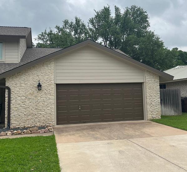 Siding project photo 5 of 6 — Lime Rock, Round Rock, TX
