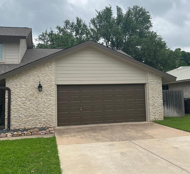Siding project photo 5 of 6 — Lime Rock, Round Rock, TX