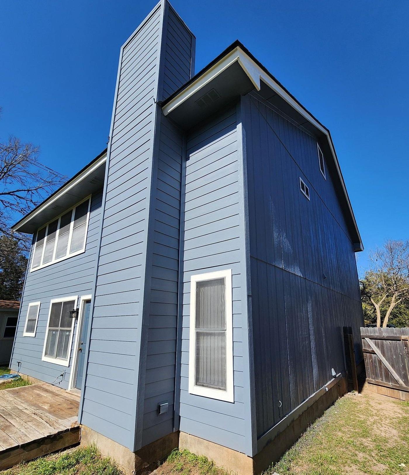 Siding project photo 1 of 1 — Maple Run, Austin, TX
