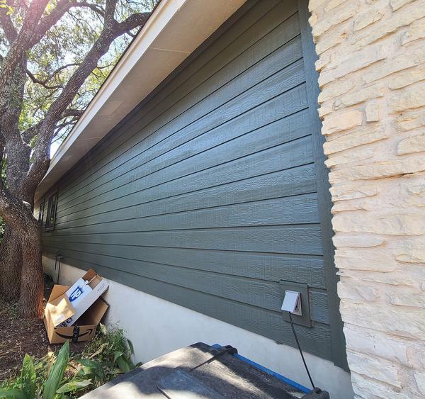 Siding project photo 1 of 6 — North Austin, Austin, TX