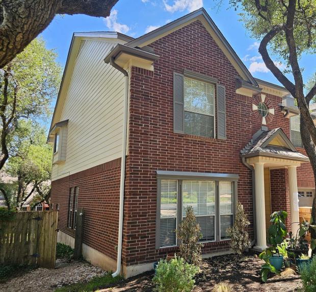 James Hardie 8.25" Select Cedar Mill detail — Anderson Mill, Austin (photo 3)