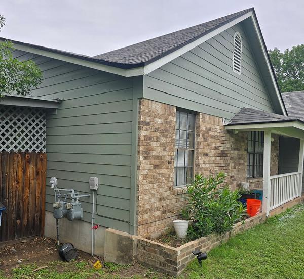 Siding project photo 7 of 10 — North Austin, Austin, TX