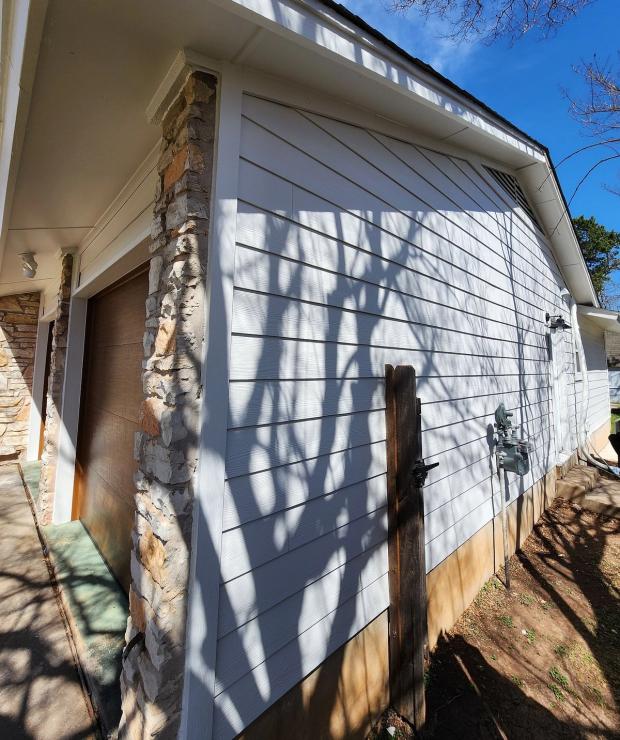 James Hardie 8.25" Select Cedar Mill detail — Village At Anderson Mill, Austin (photo 5)