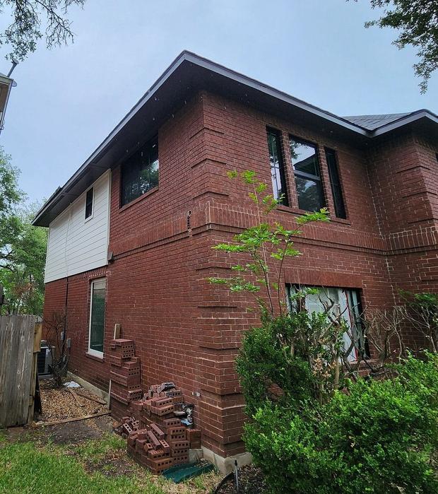 Windows project photo 5 of 7 — Spicewood at Balcones Village, Austin, TX