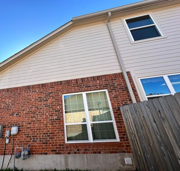 Siding project photo 1 of 10 — Avignon, Round Rock, TX