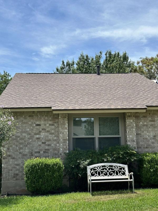 Shingle Roofing project photo 2 of 4 — Goldbridge, Austin, TX
