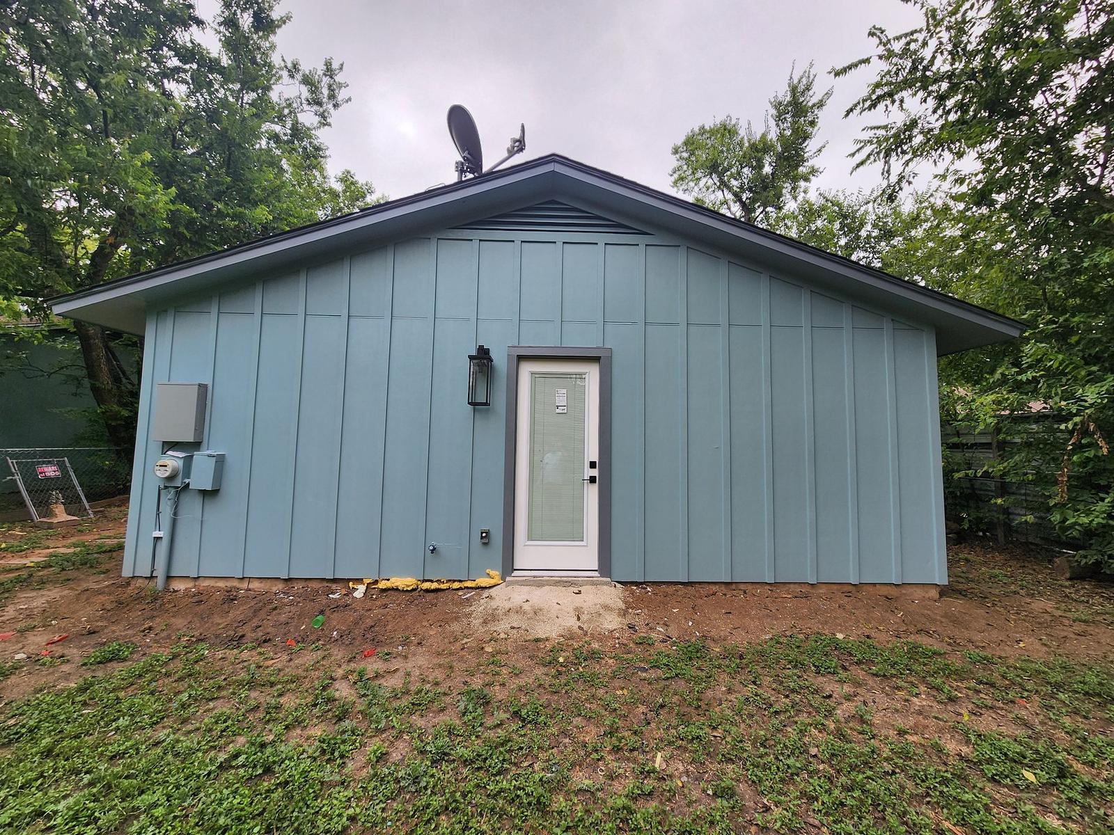 Siding in Montopolis, Austin, TX — completed Austin Pro project