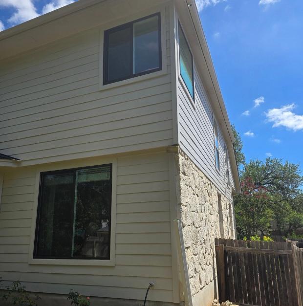 James Hardie 8.25" Primed Select Cedar Mill detail — Anderson Mill West, Cedar Park (photo 5)
