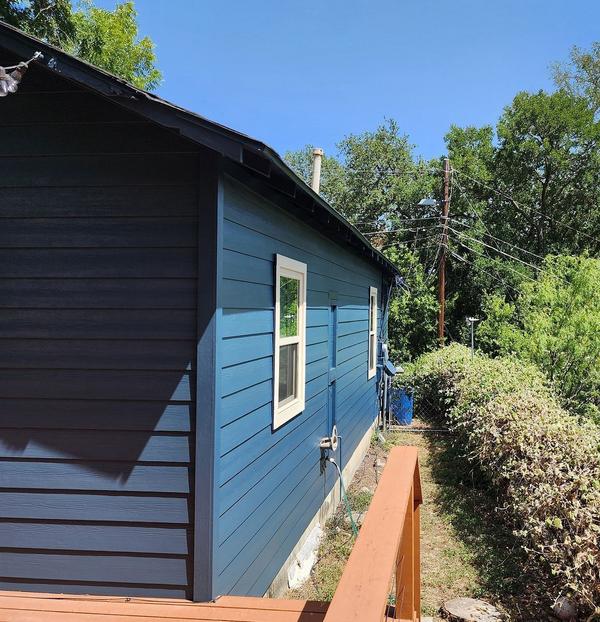 Siding project photo 2 of 3 — East Austin, Austin, TX