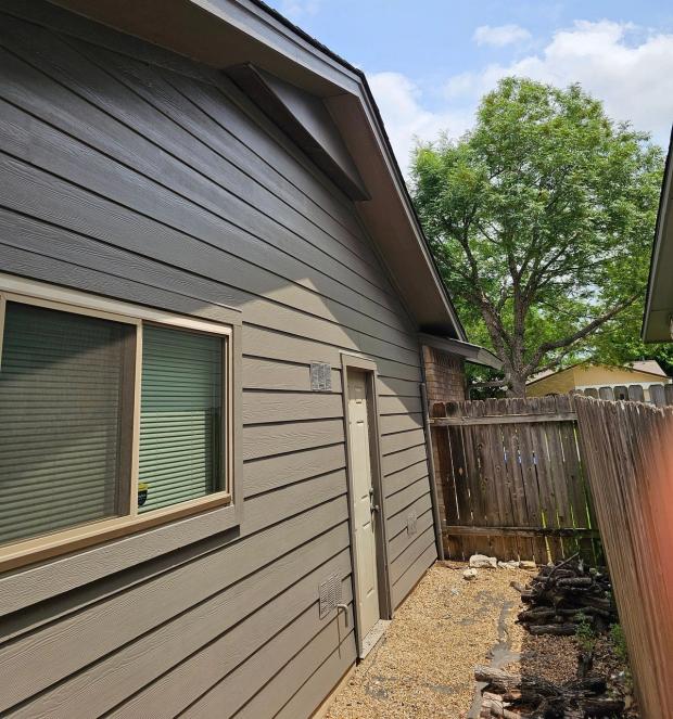 James Hardie HardieTrim detail — Village At Anderson Mill, Austin (photo 12)