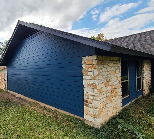 Siding project photo 3 of 3 — Newcastle, Austin, TX
