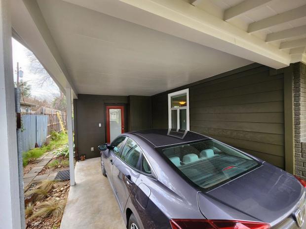 Siding project photo 3 of 5 — Windsor Park, Austin, TX