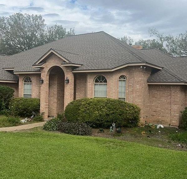 Shingle Roofing in Blue Spring, Round Rock, TX