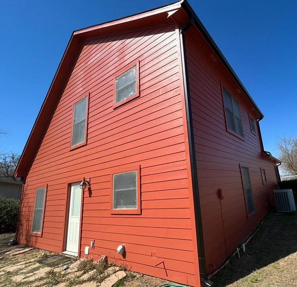 Siding project photo 2 of 4 — Black Rock, Buchanan Dam, TX