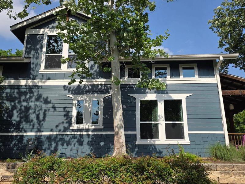 NT Windows Presidential detail — Upper Boggy Creek, Austin (photo 7)