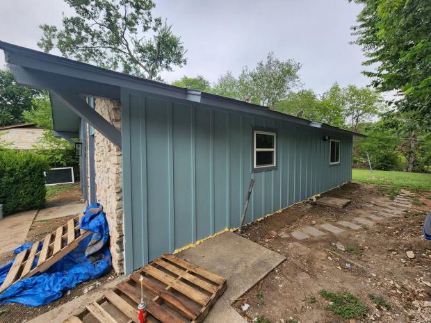 Siding project photo 2 of 4 — Montopolis, Austin, TX