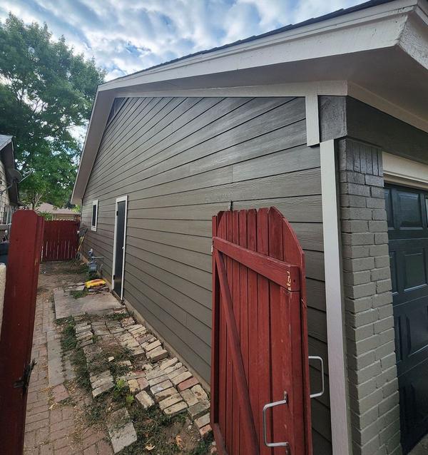 Siding project photo 5 of 5 — South Austin, Austin, TX