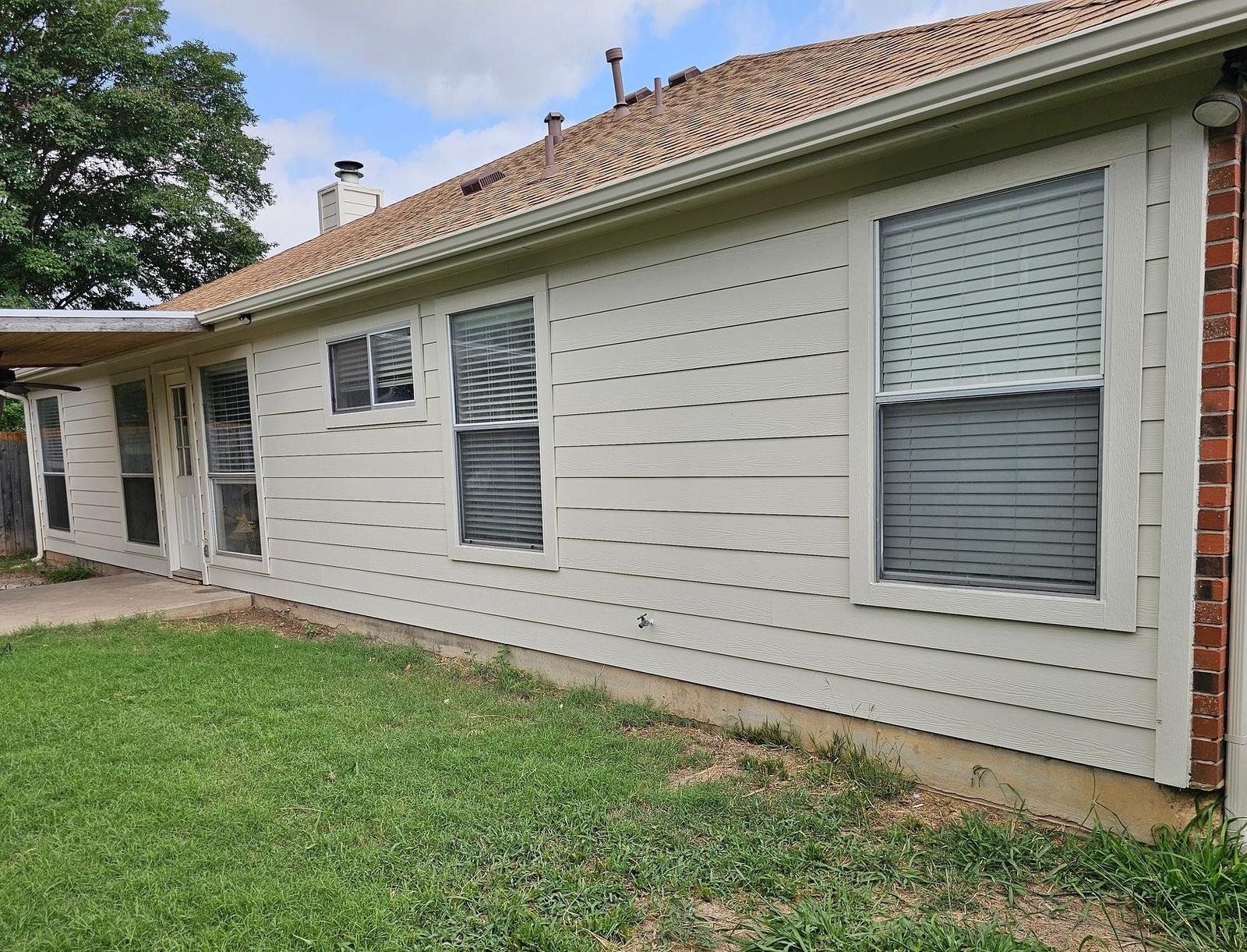 James Hardie Siding & Exterior Painting in South Creek, Round Rock — completed project by Austin Pro