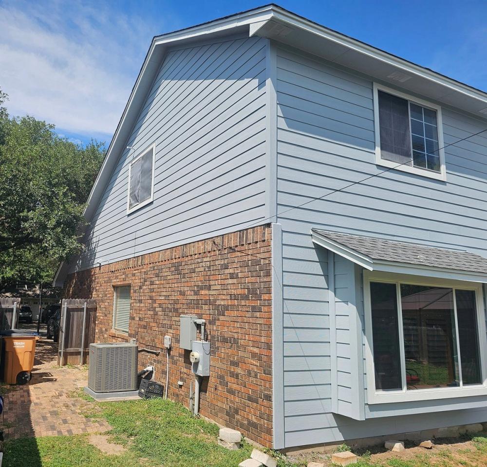 James Hardie 8.25" Select Cedar Mill detail — West Oak Hill, Austin