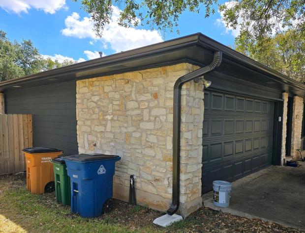NT Windows Twinsulator detail — East Oak Hill, Austin (photo 2)