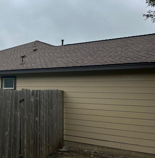 Siding project photo 7 of 8 — Ashford Park, Buda, TX