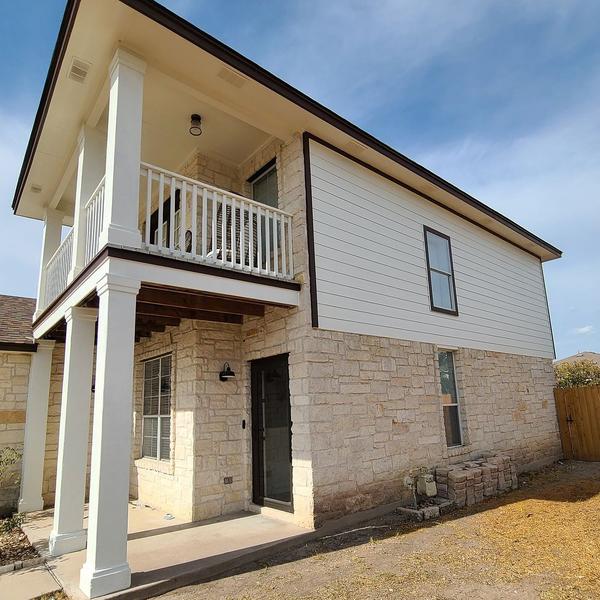 Siding & Exterior Painting in Barclay Ridge, Leander, TX